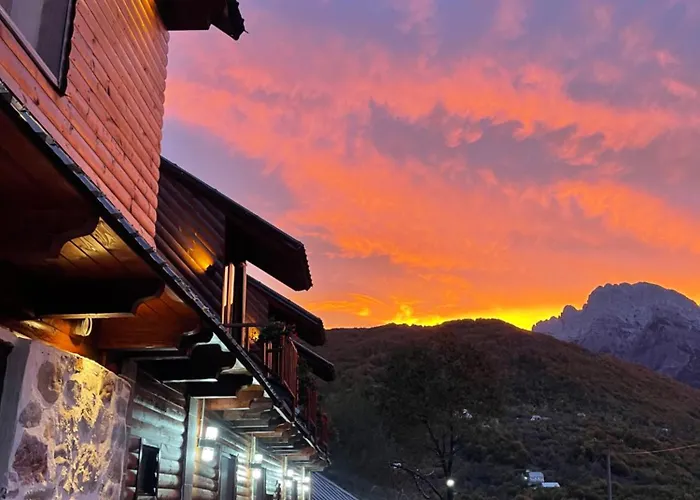 Royal Land Guest house 4*