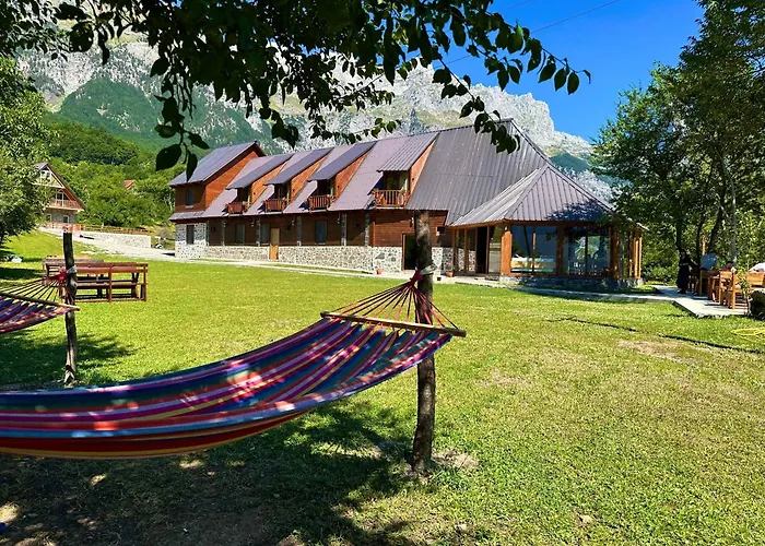 Guest house Royal Land 4*