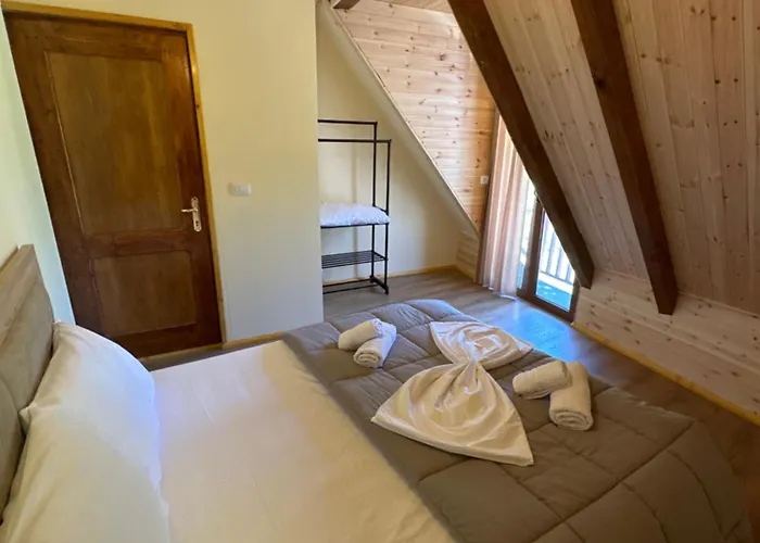 Royal Land Guest house Theth