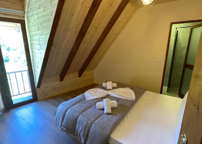 Guest house Royal Land 4*