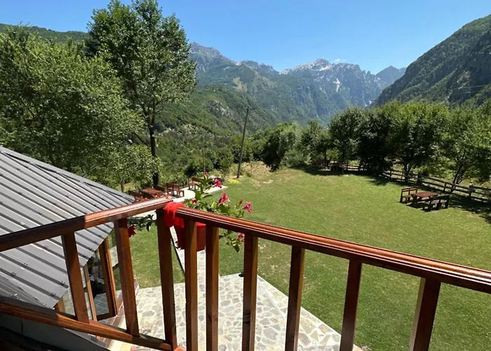 Royal Land Guest house Theth