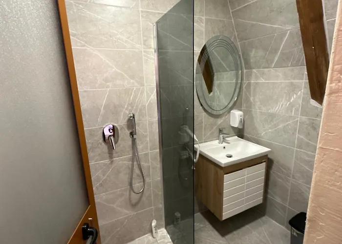 Guest house Royal Land 4*