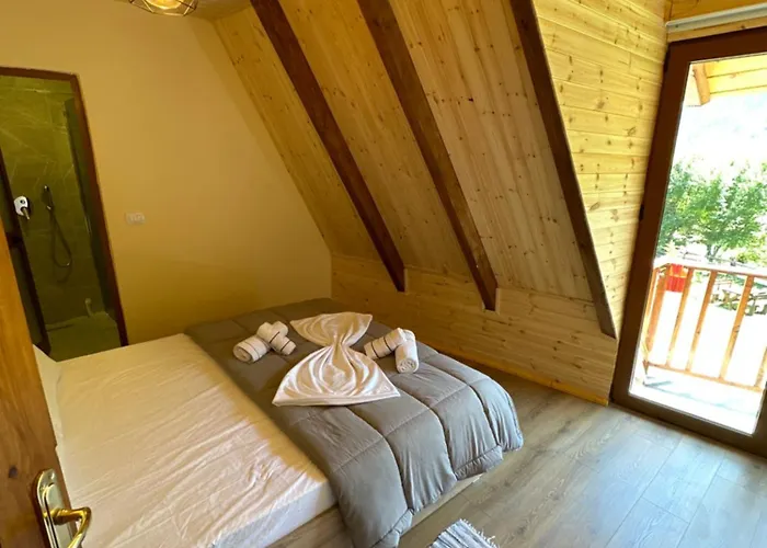 Guest house Royal Land 4*