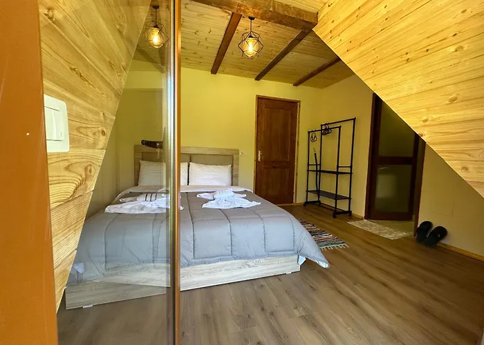 Royal Land Guest house 4*