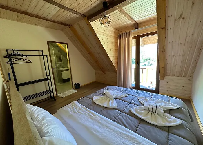 Royal Land Guest house 4*