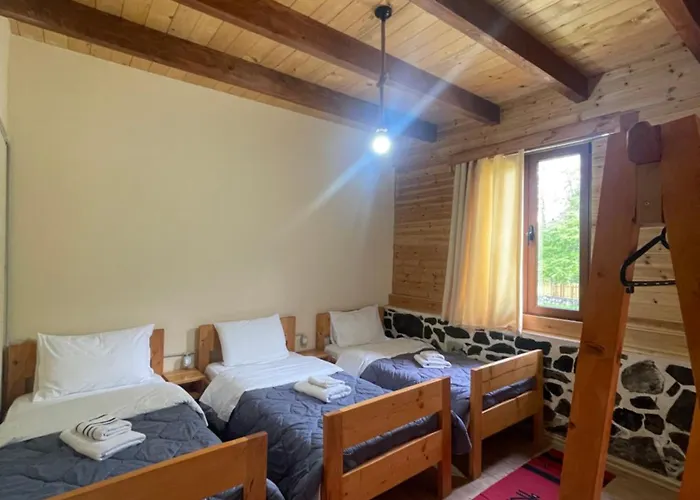 Royal Land Guest house Theth