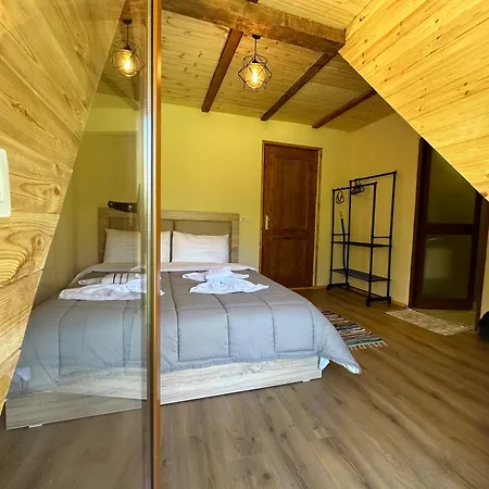 Royal Land Vendégház 4*